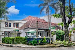 Hotel O Bandung near Stadion Siliwangi formerly The Ethnic Hotel Bandung, Bandung
