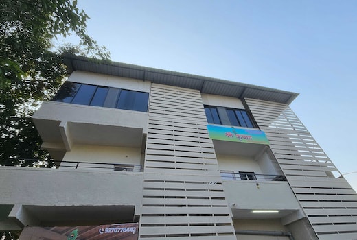 Hotel O Shri Krishna Executive