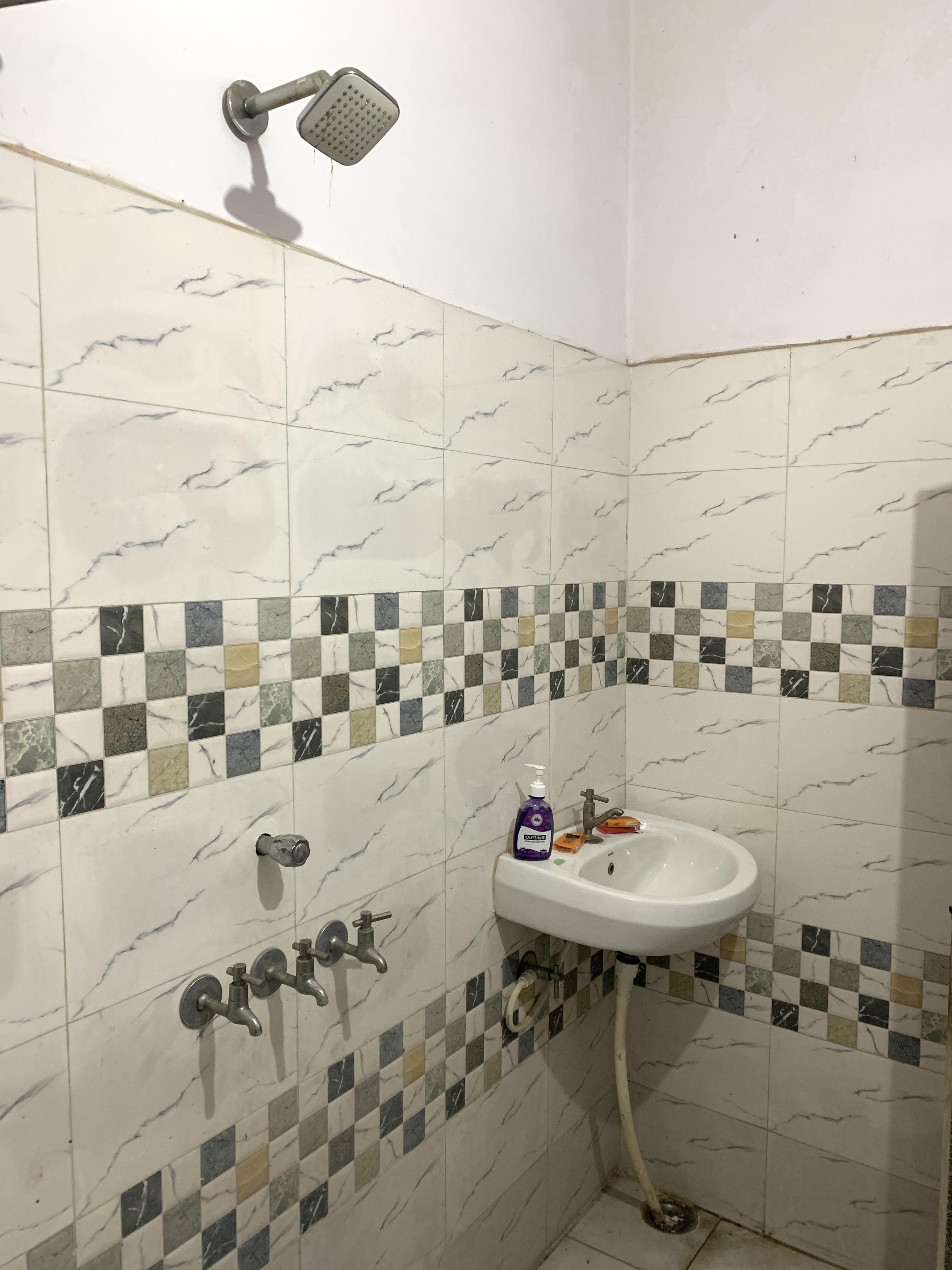 Entire Home Near Arail Ghat - Tap to explore photos