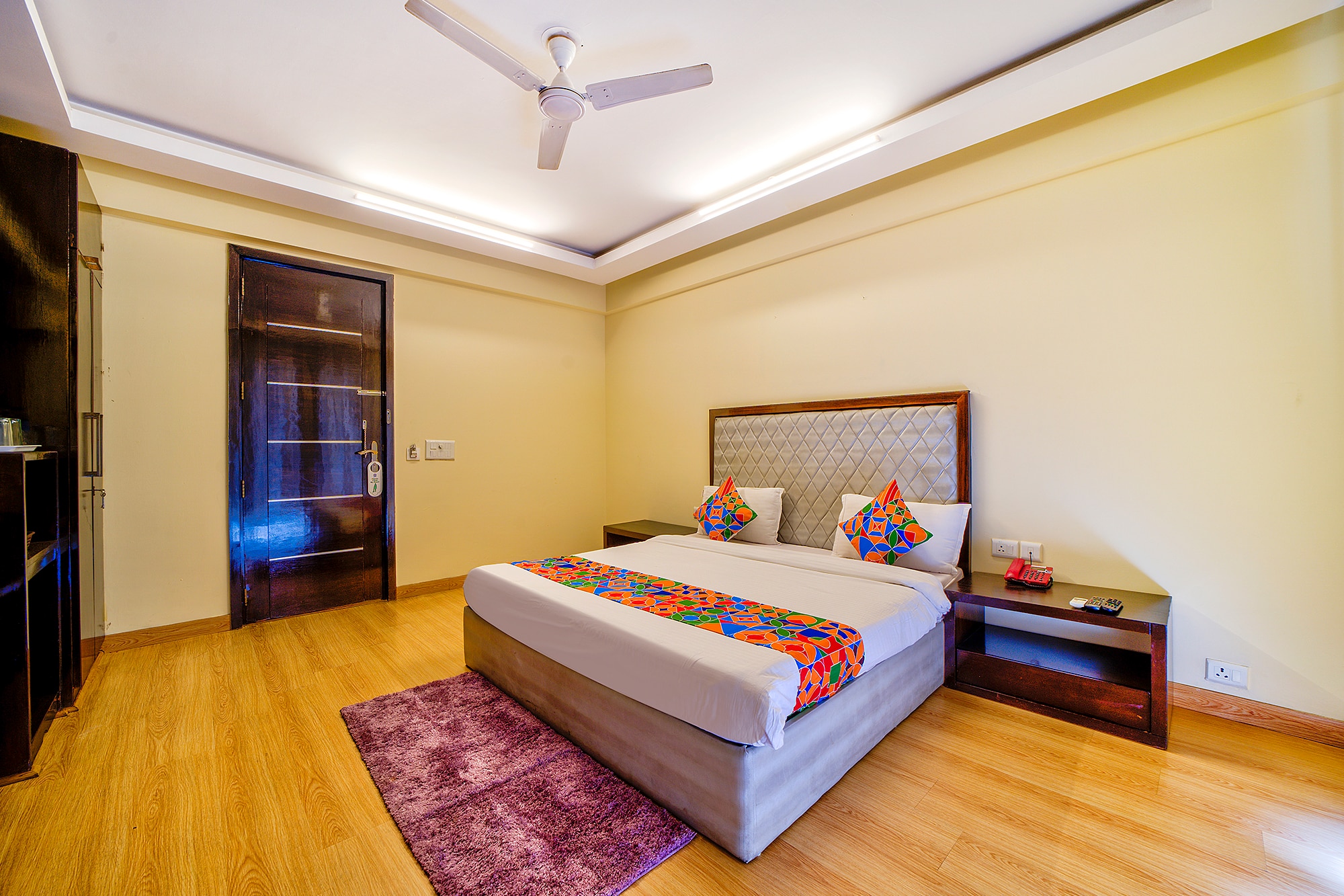 FabHotel Rivlet - Tap to explore photos