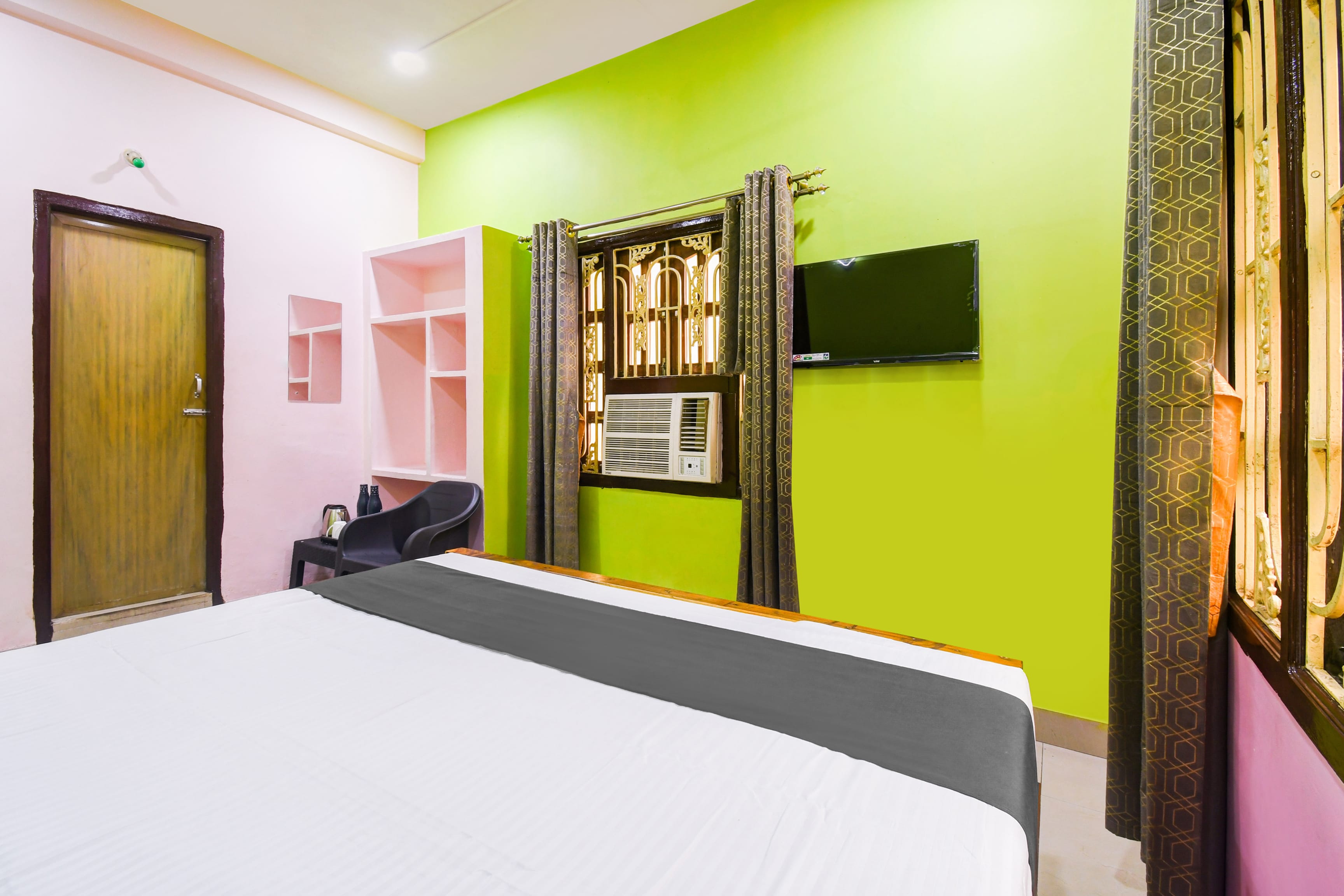 Hotel O Kailash delight - Tap to explore photos