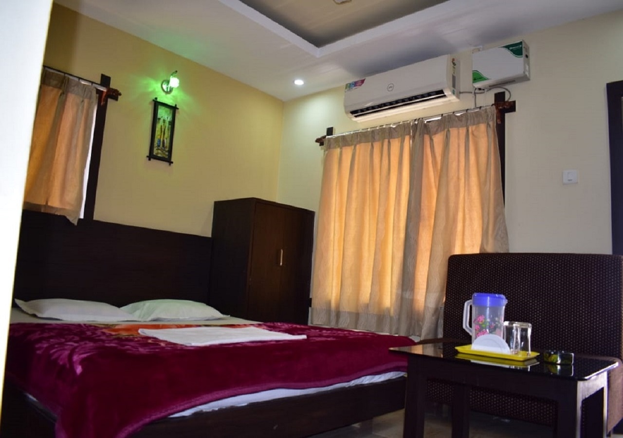 Bhabesh Guest House - Tap to explore photos