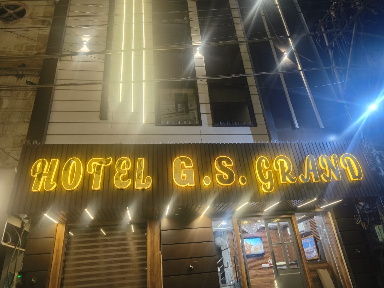 Hotel GS Grand, Amritsar - Tap to explore photos