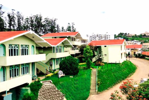 La Flora Amberley Resort Ooty Resort Price Address Reviews