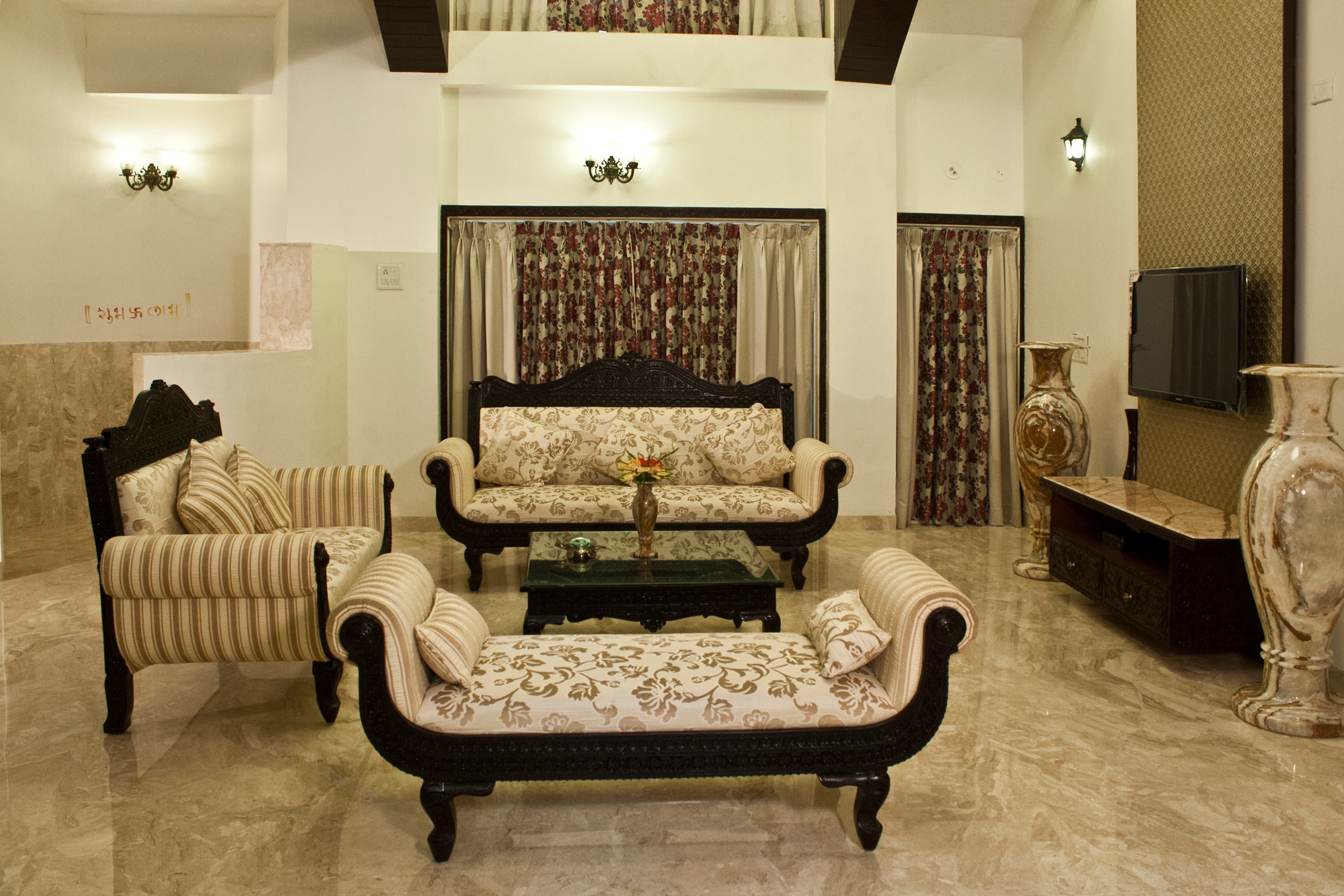 Suhasini Villa - Tap to explore photos