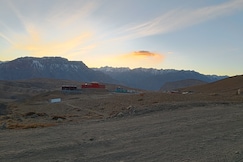 LAMA-KONCHOK Mud House Home Stay