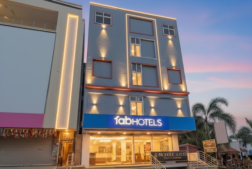 FabHotel Broholic Suites