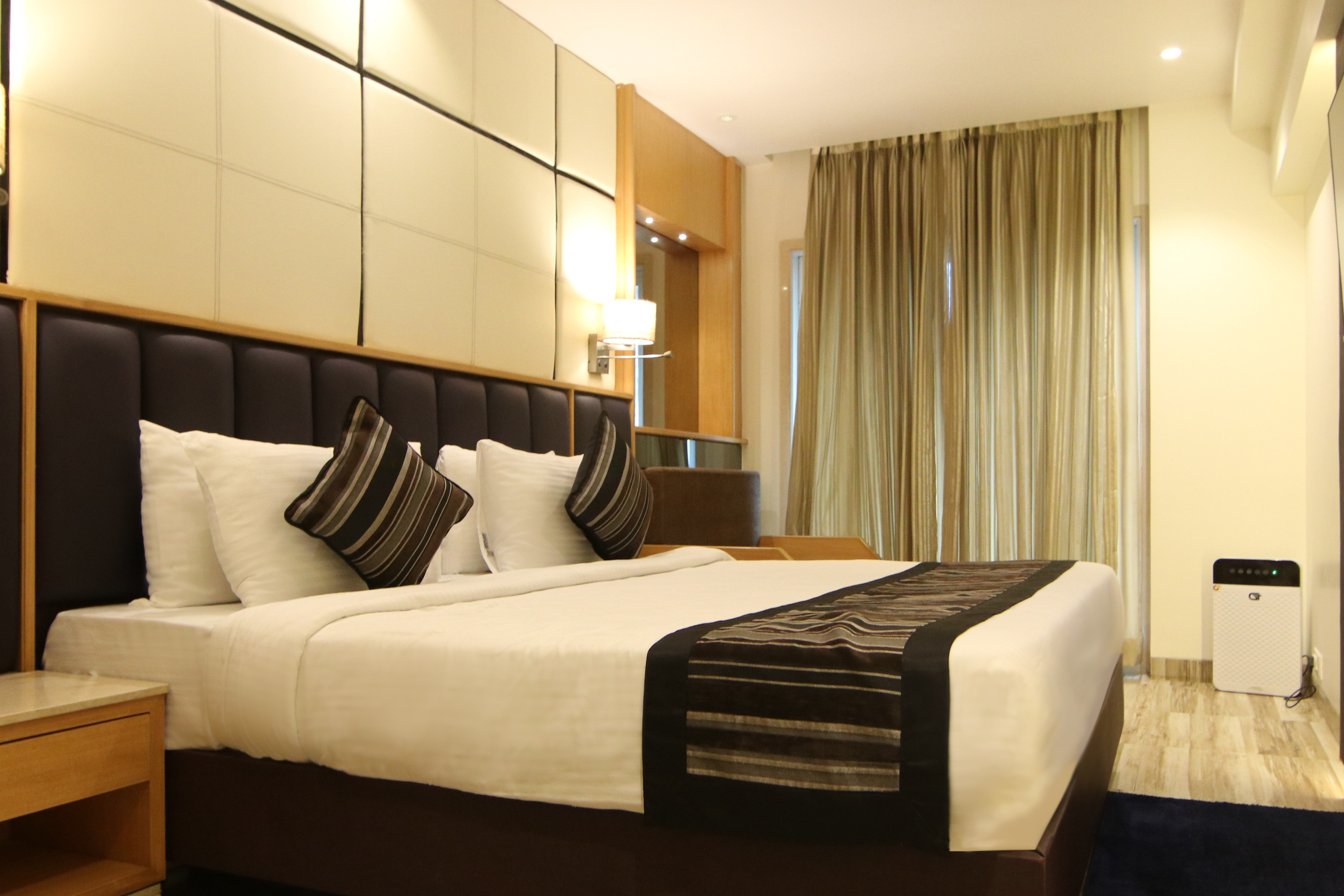 Executive King Bed Room 1