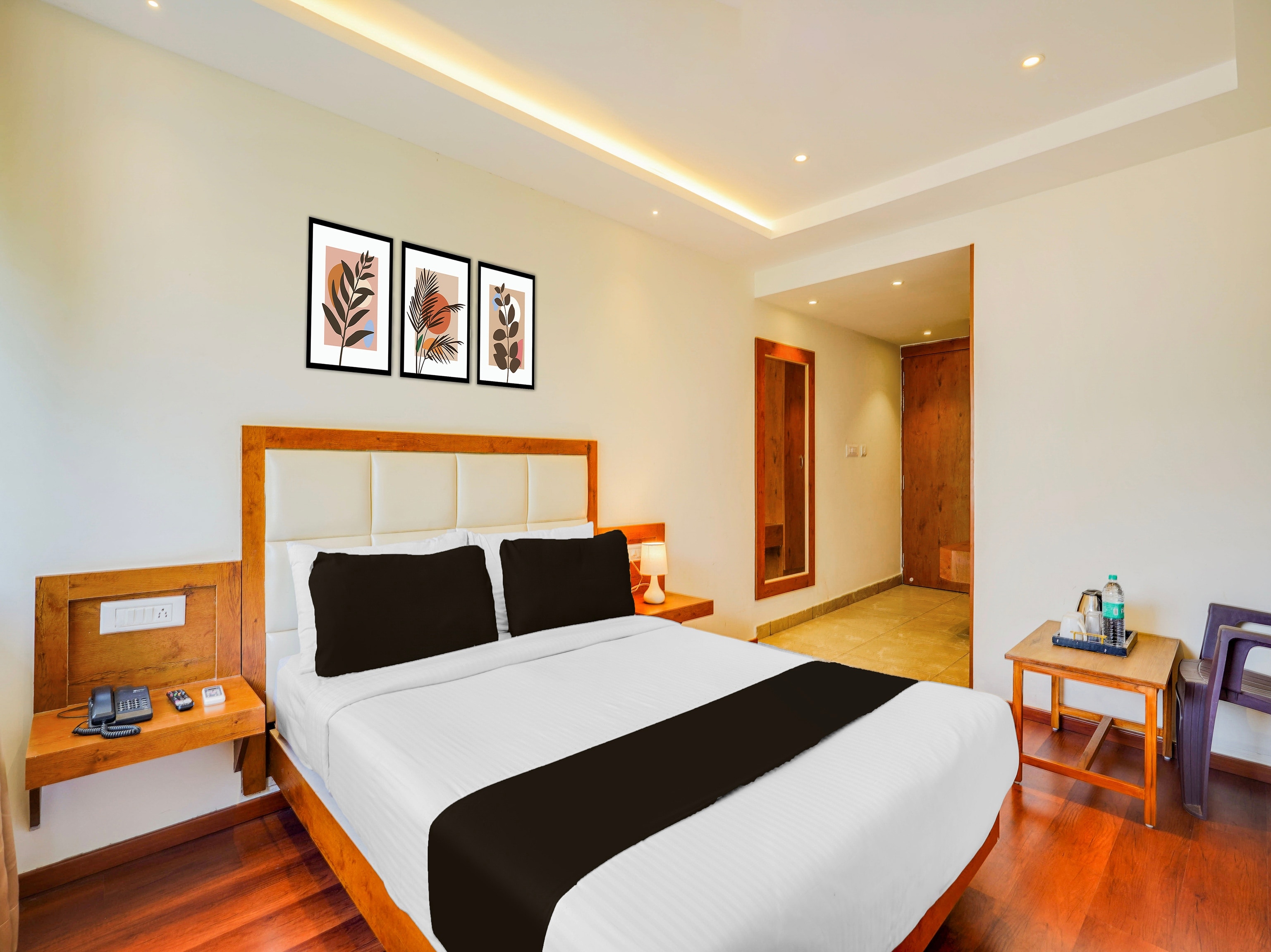 Super Townhouse Ramamurthy Nagar West Formerly Phoenix Hotel - Tap to explore photos