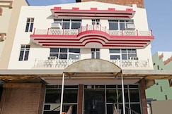 Hotel Apoorva Deluxe, Jaipur