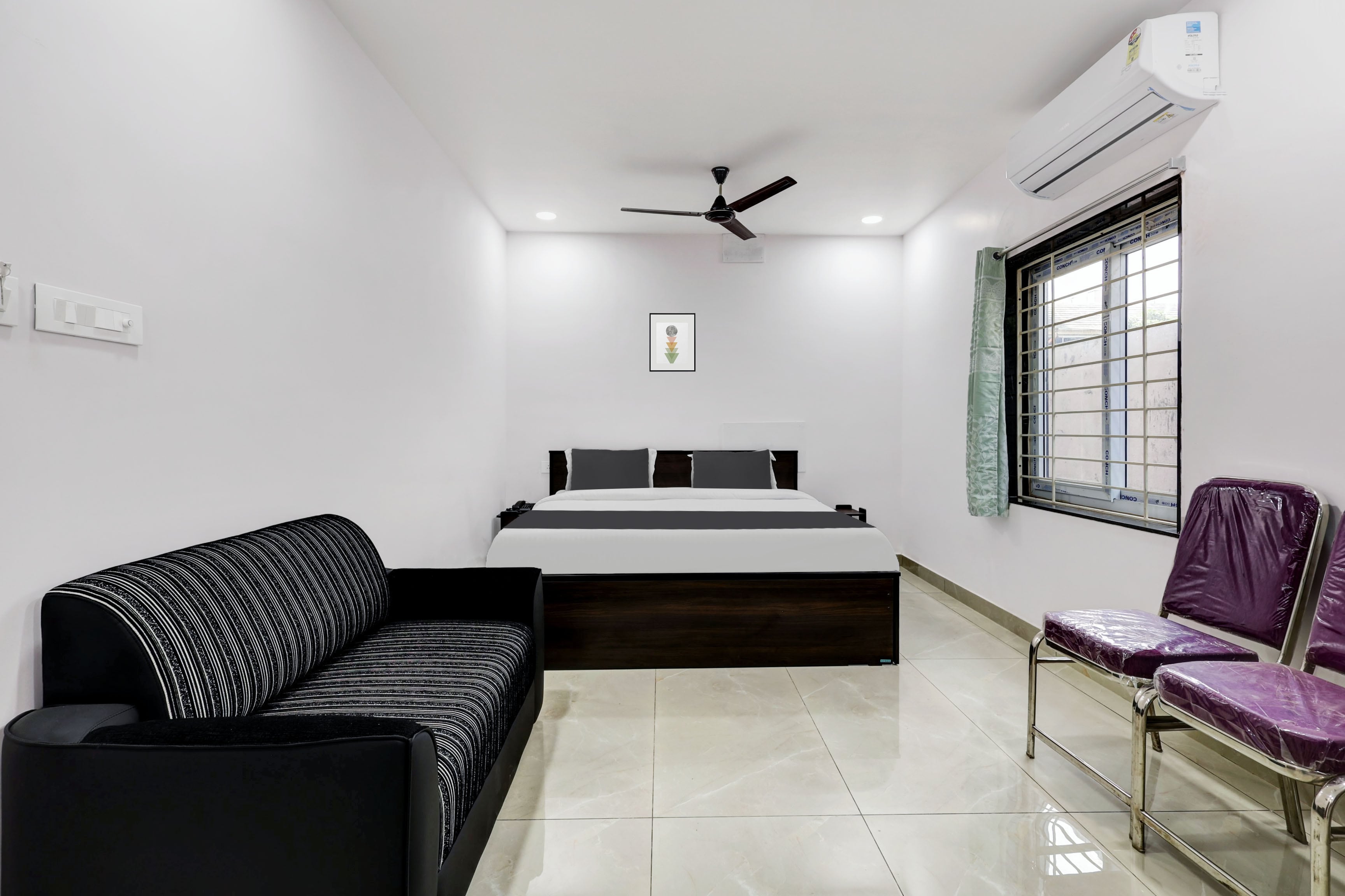 Hotel O Aditya Premier - Tap to explore photos