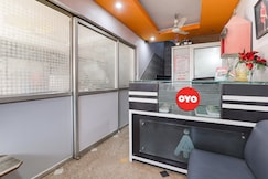 Hotel O Alpine Home, Lucknow