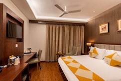 Prem Plaza Hotel, Karnal