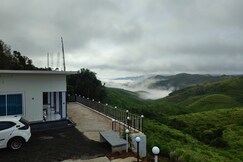 Mayflower villa 3BHK Stay with Valley View, Pala