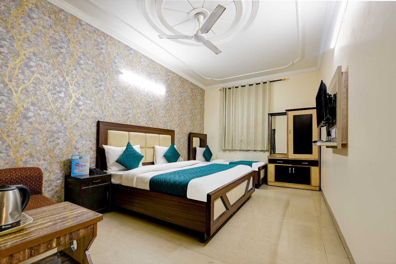 Hotel O Mayank Residency - Tap to explore photos