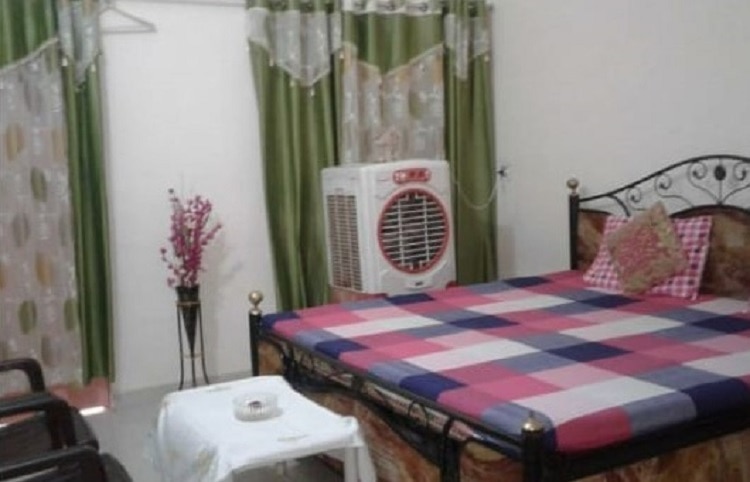 Happy Family Homestay - Tap to explore photos