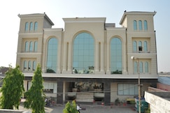 UNA Smart Radiant Plaza, Barnala