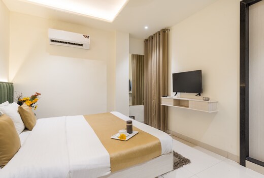 Hotel Fenix Plaza At Delhi Airport