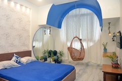 Civil Lines Paradise, Pench