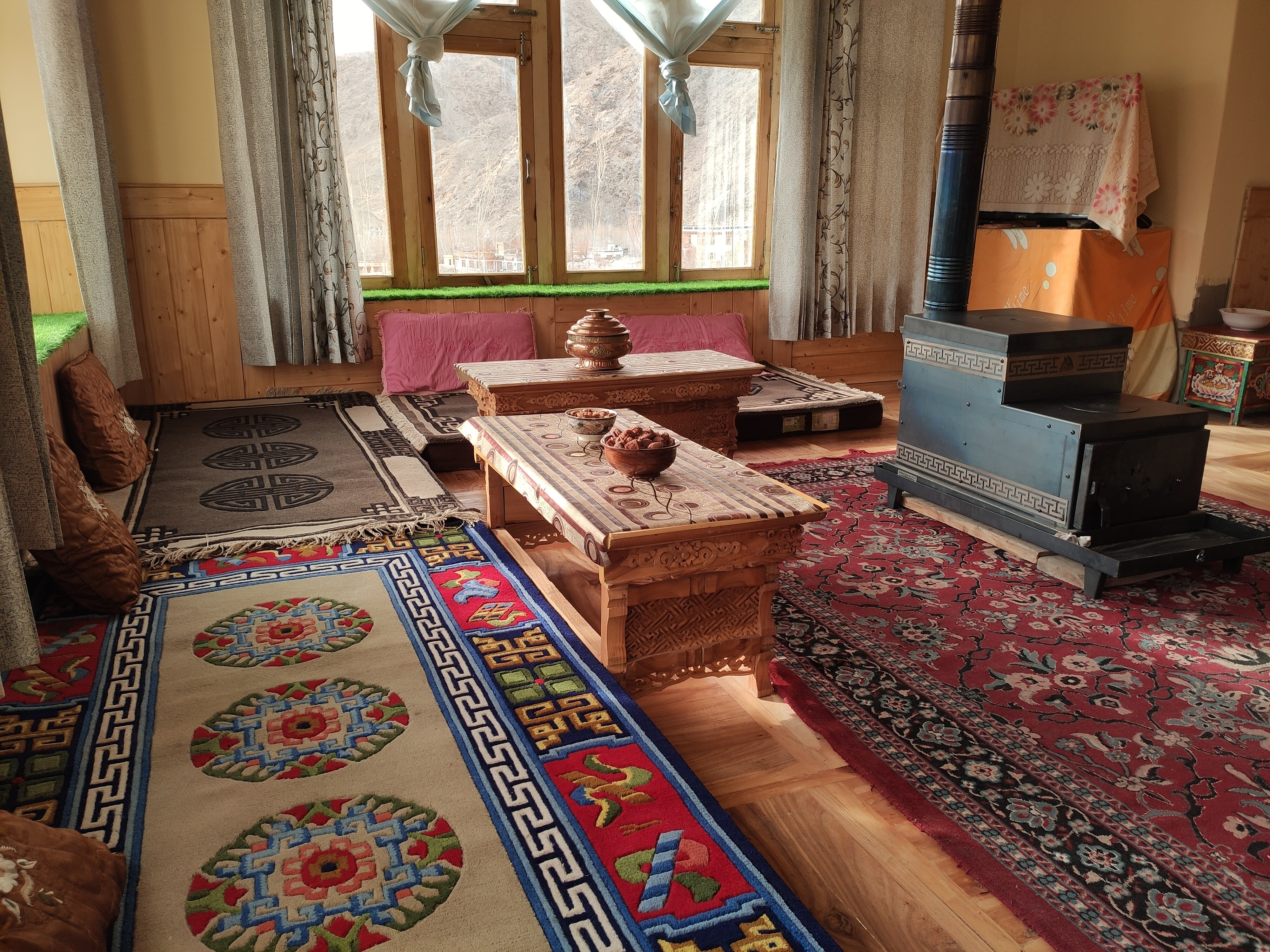 Chemrey Homestay - Tap to explore photos