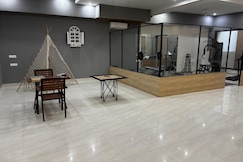 Nightingale Hotel & banquets, Gurgaon