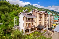 Snow Paradise - Pure Veg Hotel, Manali