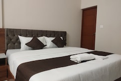 Crown Town Hotels, Cochin