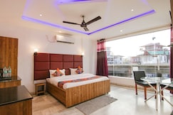 HOTEL GROVER, Kangra