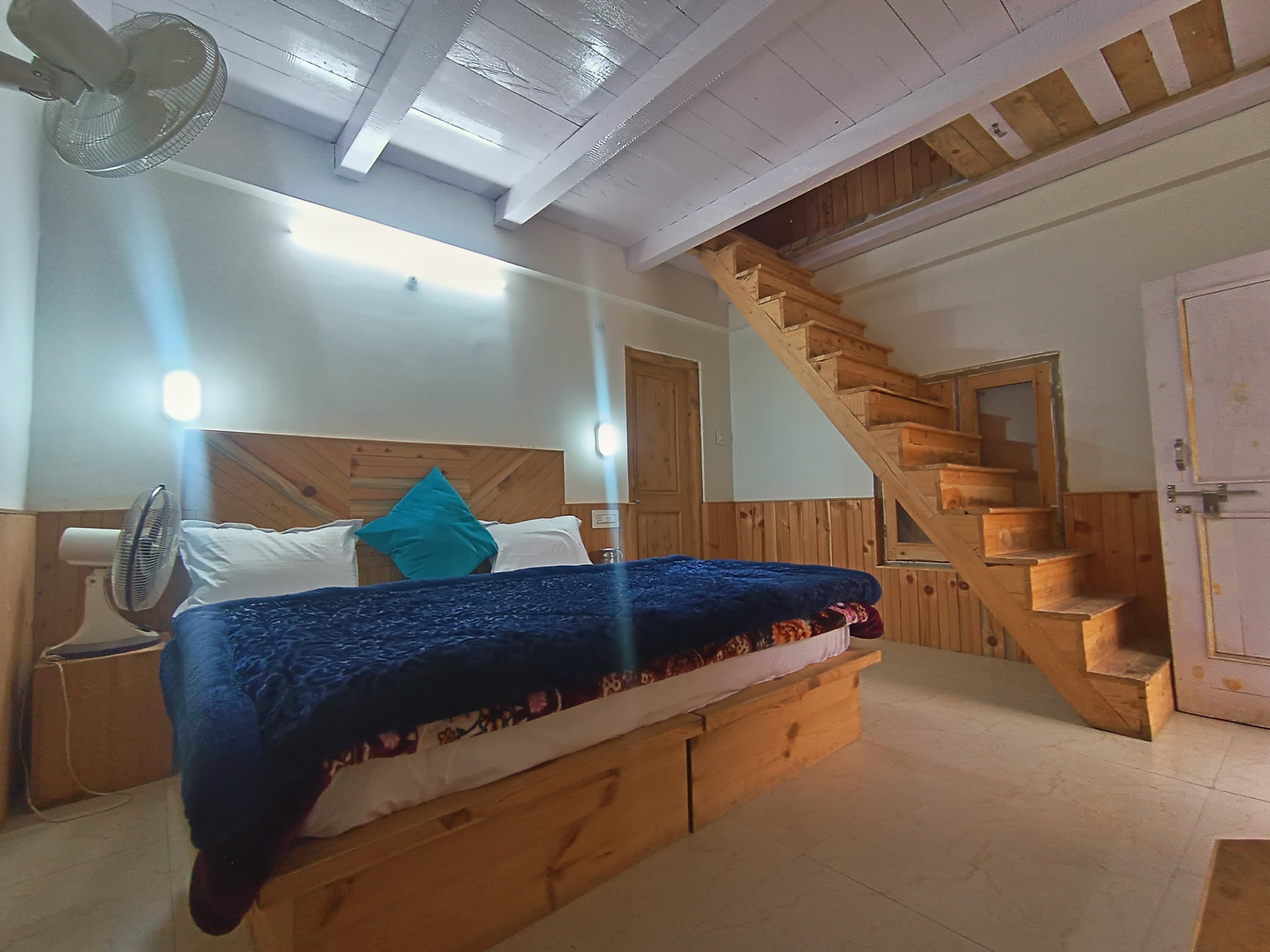 Moksha Woods Cottages Kasol - Tap to explore photos