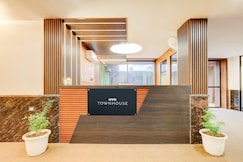 Super Collection O The Grand Villa, Delhi