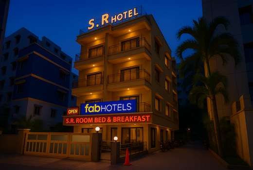 FabHotel SR Wakad - Nr. Mall of Millenium