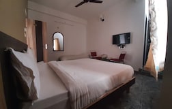 Couple Room