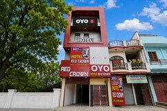 Hotel O Red Crown Hotel, Kanpur