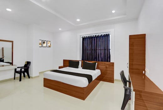 HOTEL O KARTHIKEYA GUEST Inn