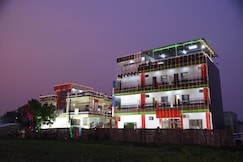 Nova Resort & luxury farm, Unnao