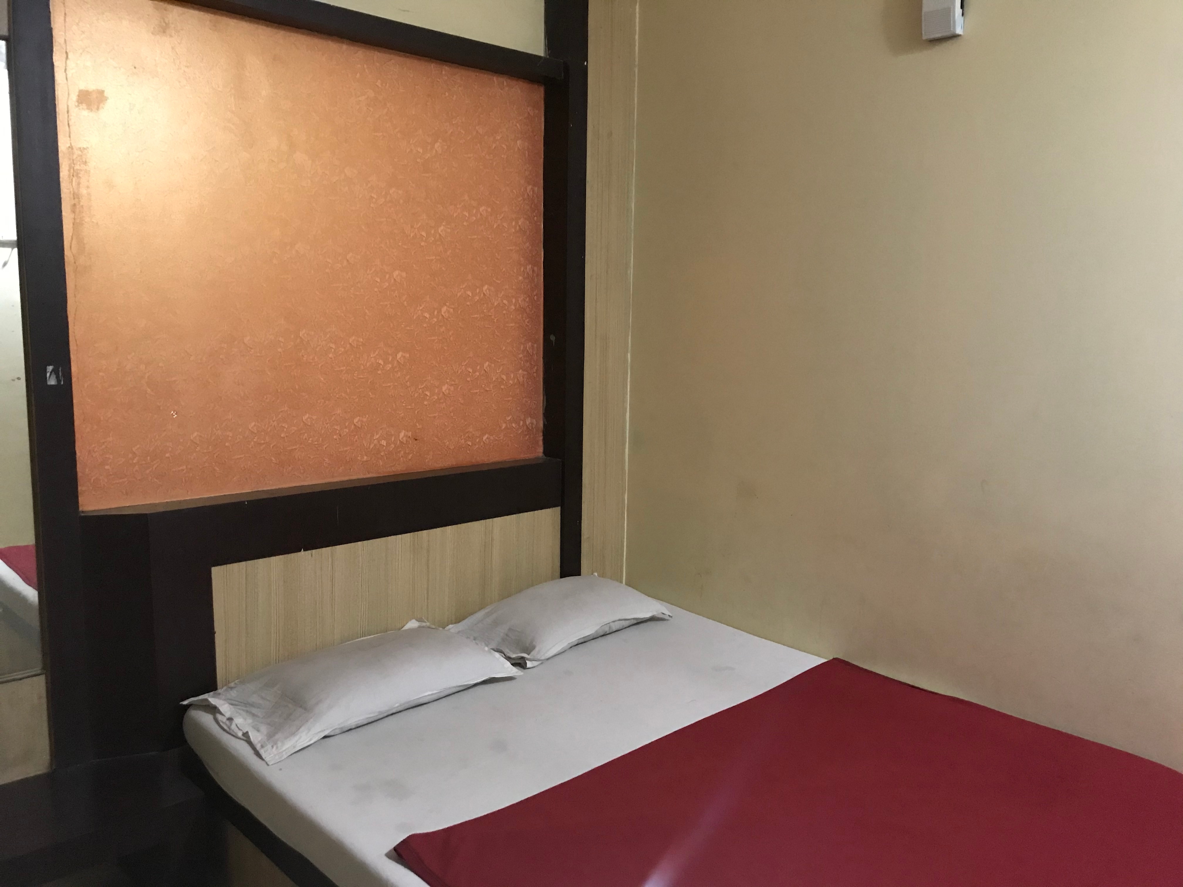Hotel Sai Harjeevan 3
