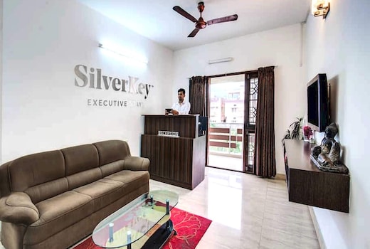 Hotel O Kaligambal illam