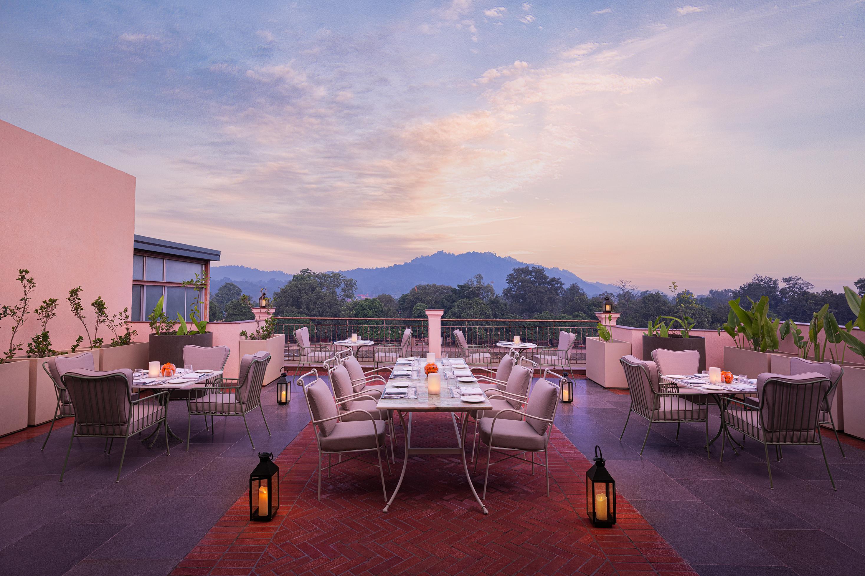 Hari Ganga Niwas, Haridwar - IHCL SeleQtions 𝗕𝗢𝗢𝗞 Haridwar Hotel