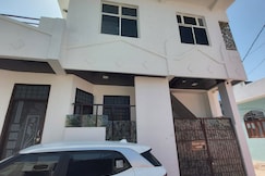 LAKE HAUS HOME STAY, Udaipur