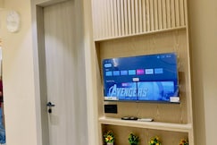The Comfy Zone Premium 1BHK By Vayora Stays, Greater Noida