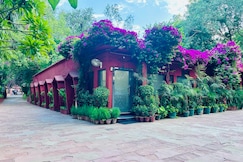 HOTEL SHEELA- 100 MTR from TAJ MAHAL, Agra