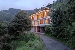 Oak Tree Homestay | Rooms & Kitchen, Narkanda