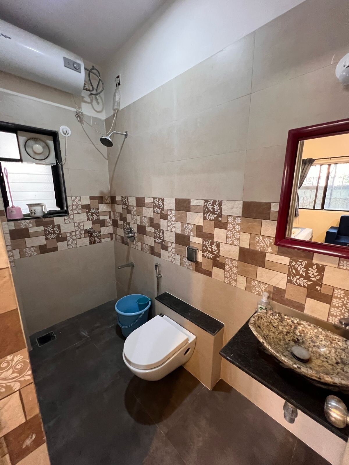 Gokul Garden Apartment - Tap to explore photos