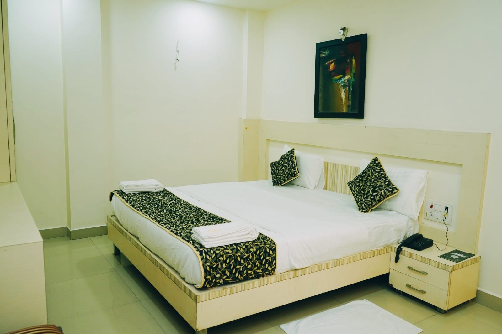 HOTEL UDYAM GLORY - Tap to explore photos