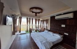 Premium Deluxe Room with Balcony