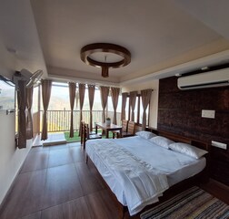 Premium Deluxe Room