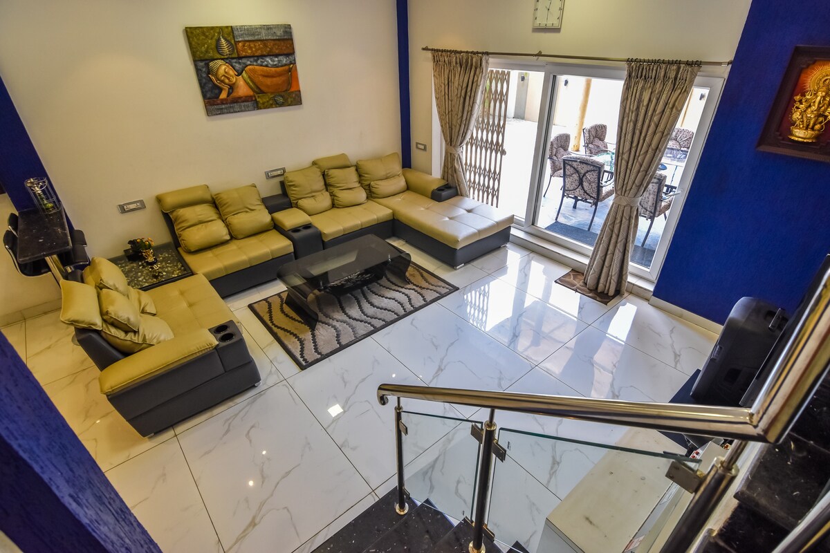 Pamnani Villa Luxury 4BHK by Limestays - Tap to explore photos