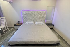 1BHK Luxurious Apartment AC TV Fridge Deolali, Nashik