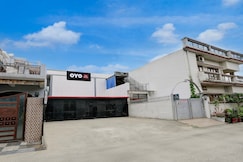 Hotel O Vaibhav Homestay, Dehradun