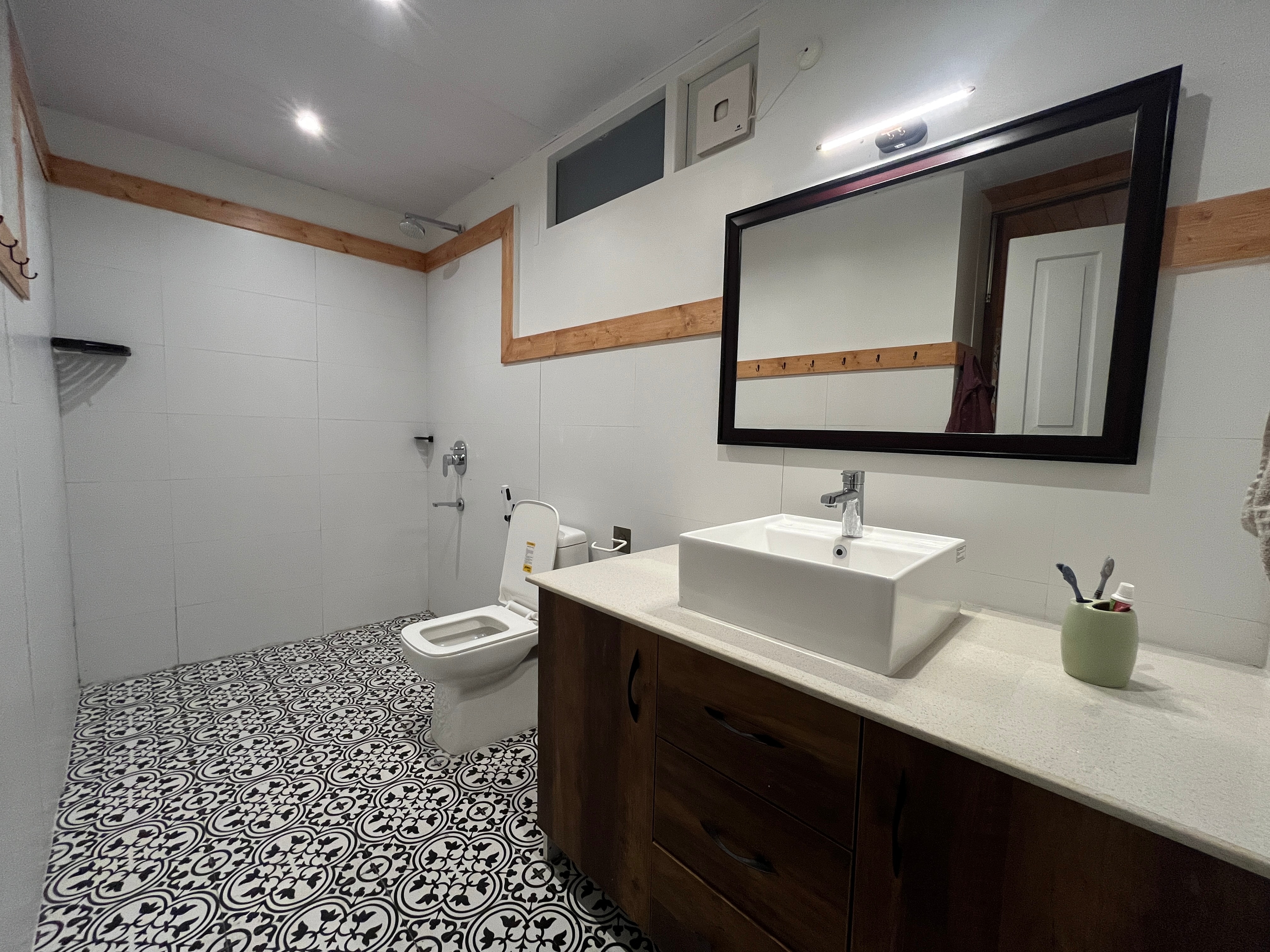Little Haven a cozy 1bhk retreat - Tap to explore photos